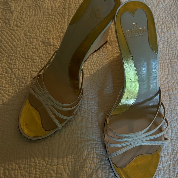 Fendi wedge sandals cream size 39 ( Authentic) - Picture 2 of 8
